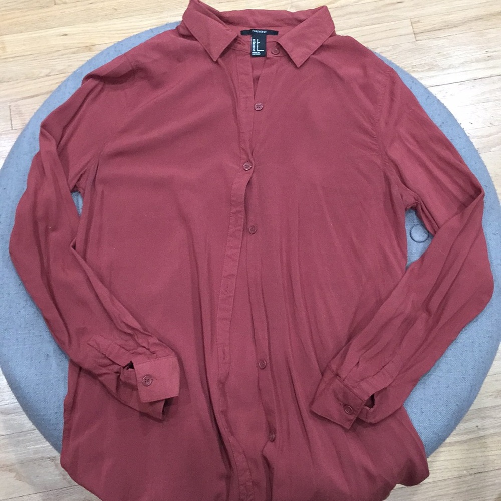 Long buttoned blouse - Picture 2 of 4